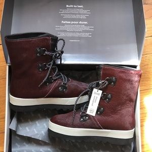 NEW Leather waterproof boots